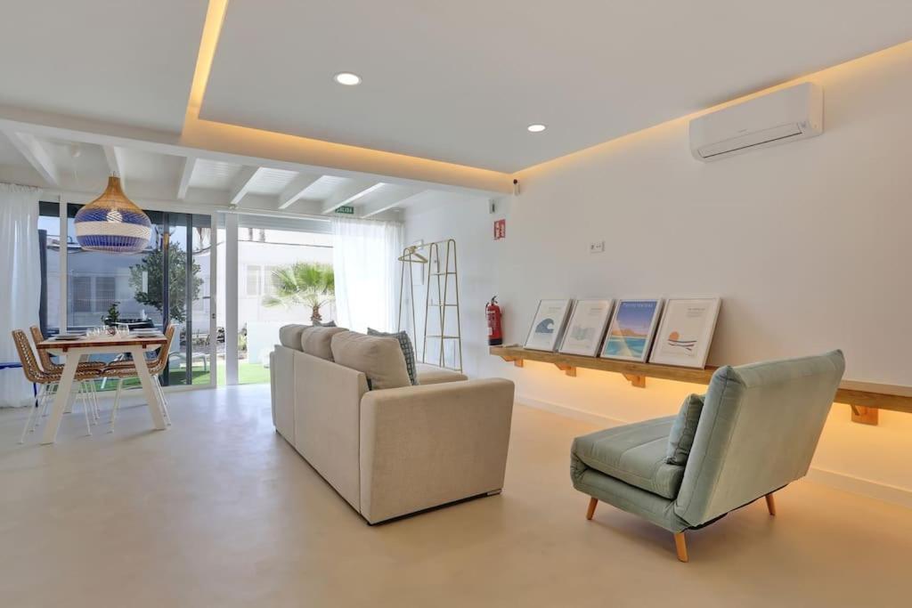 New - Amazing Apartment By The Beach Коральео Экстерьер фото