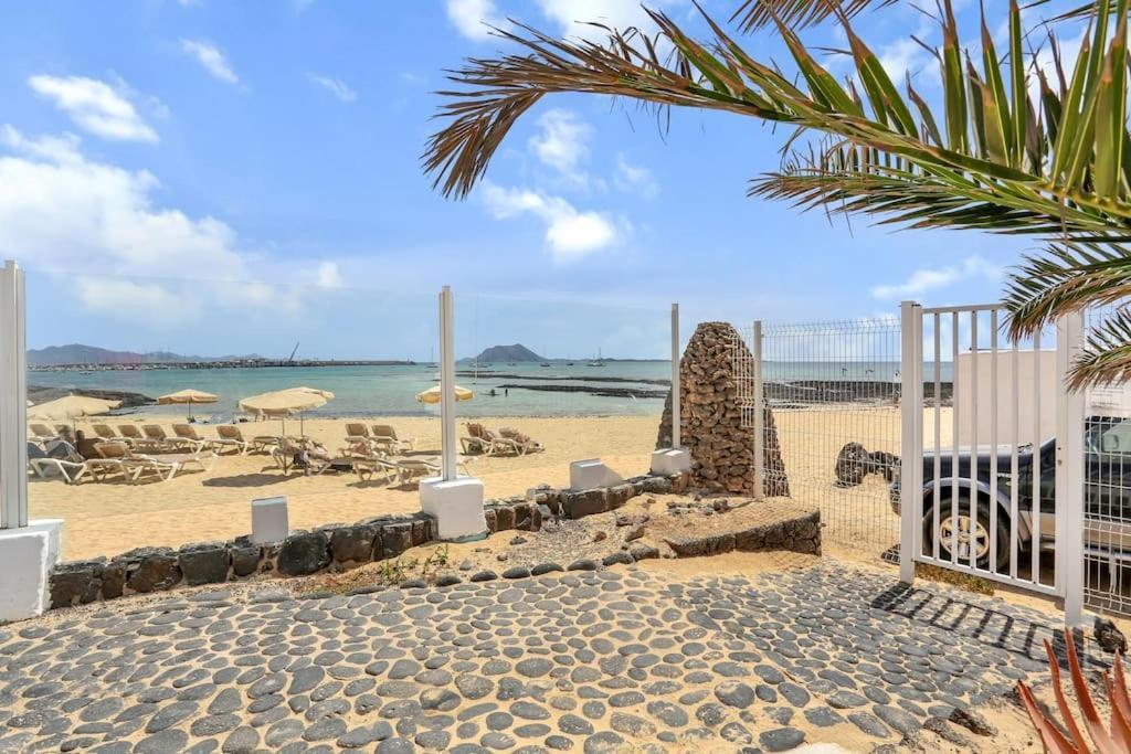 New - Amazing Apartment By The Beach Коральео Экстерьер фото